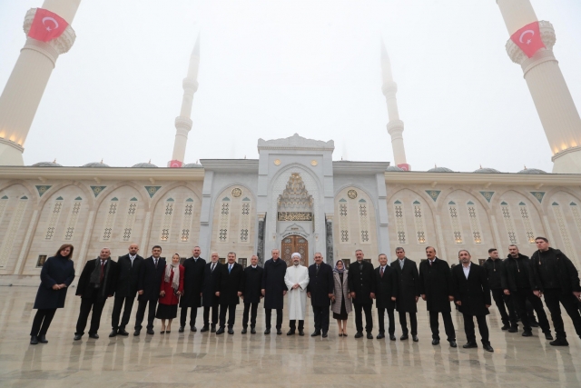 Cumhurbaşkanı Erdoğan Şahinbey Millet Camini’nin açılışını gerçekleştirdi