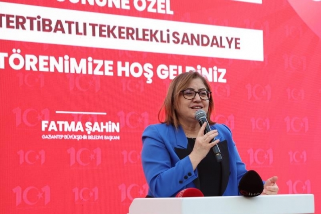 Gaziantep'te down sendromlu bireyler TUSAŞ şehitlerini andı, duygu dolu anlar yaşandı