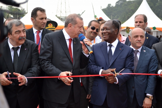 أنشأت شركة سانكو شركة باتون في ساحل العاج