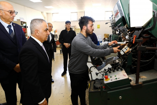 NACİ TOPÇUOĞLU MYO’DAN BÜYÜK SIÇRAMA: YÖK’ÜN “ÜNİVERSİTE- SANAYİ EĞİTİMİ PROJESİ” KAPSAMINDA TÜM PROGRAMLARA DESTEK