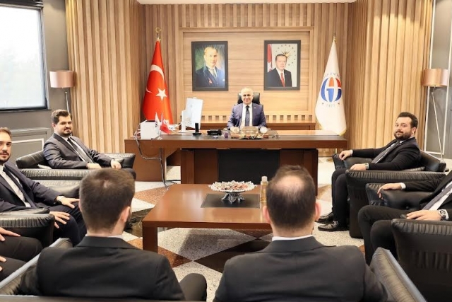 GAÜN’DE GENÇ MÜSİAD GAZİANTEP YÖNETİMİ İLE İŞ BİRLİĞİ GÖRÜŞMESİ