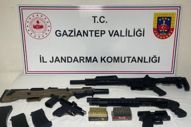 Gaziantep'te 23 adet ruhsatsız silah ele geçirildi: 19 gözaltı