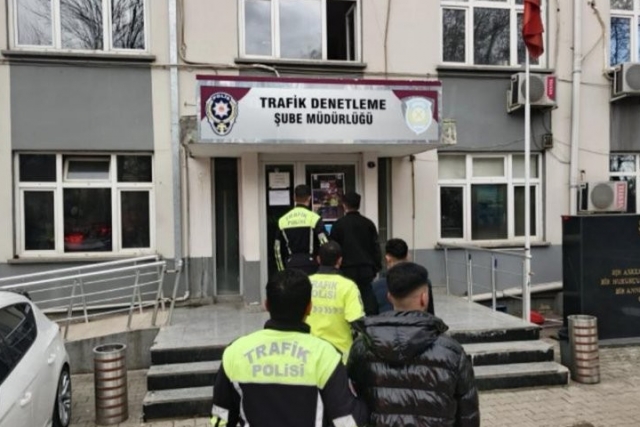 Gaziantep'te konvoy yapan 3 sürücüye 272 bin TL ceza