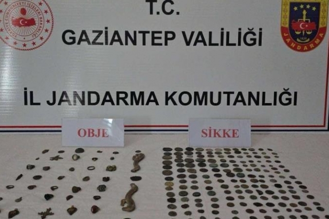Gaziantep'te 191 adet sikke ele geçirildi: 1 gözaltı